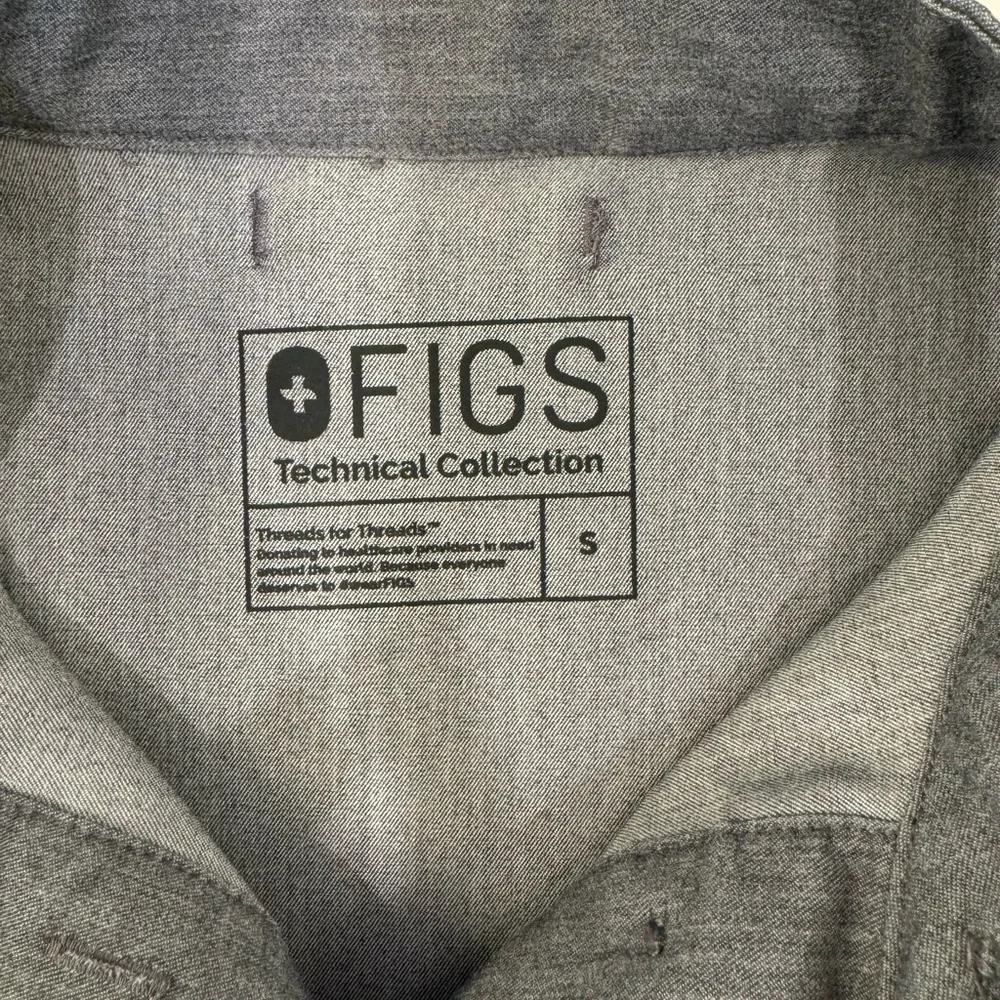 Graphite Figs Top - Picture 2 of 3